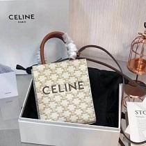 2026年新入荷 CELINE セリーヌ フェミニンなデザイン レディースバッグ 多彩な持ち方 エレガンスな美しい