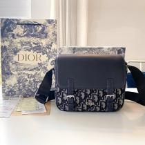 好印象にDIOR ディオール スーパー コピー　勝手に使えるショルダー掛けバッグ さまざまなシーンで活用できる