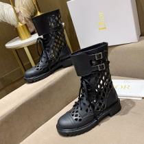 今シーズンの大注目新品 DIOR ディオール 偽物 D-TRAP ショートブーツ...