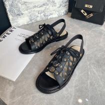 夏に欠けない一品！DIOR ディオール 靴 コピー D-TRAP サンダル マットカーフスキン 個性的なデザイン