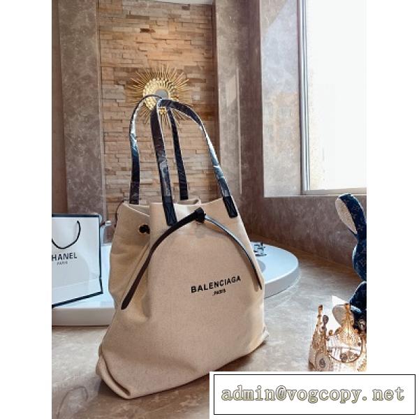 バレンシアガ ファッションに合わせ BALENCIAGA 限定アイテム特集 ハンドバッグ ハイエンドファッション