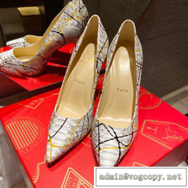 Christian Louboutinトレンド最新モデル ルブタン コピー 激安 ハイヒール オシャレっぽい雰囲気 2色可選