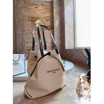 バレンシアガ ファッションに合わせ BALENCIAGA 限定アイテム特集 ハンドバッグ ハイエンドファッション
