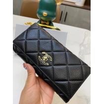 ブランド コピー 財布  2026春夏トレンドアイテム 今流行のストリート上品 内側と外側の完全な牛革 良好な材質