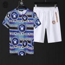 おしゃれアイテム VERSACE ヴェルサーチ コピー 上下セット 半袖 夏コーデとの相性もぴったり 多色可選
