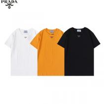 旬な着こなしが叶う人気ブランドPRADA プラダ スーパーコピー tシャツ 夏もぴったりなカラー 男女適用