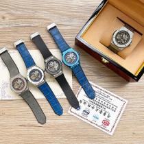 お手頃高品質な人気HUBLOT ウブロ 時計 コピー メンズ 大人の余裕を感じる 自動巻きウォッチ 多色可選