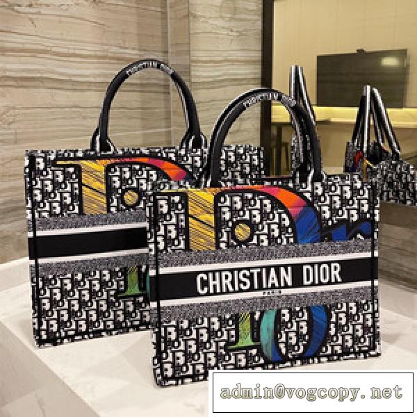 ディオール2026ショッピングバッグ 大きいサイズ42センチ 小さいサイズ36センチ Dior 偽物 バッグ