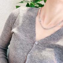 デートシーンや友達とのお出掛けする際にぴったりなデザイン Balenciaga 偽物 アクセサリー ネックレス