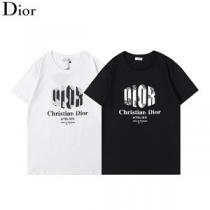 ディオール 偽物 Dior メンズ Tシャツ トレンド感のある印象を作るベーシッ...