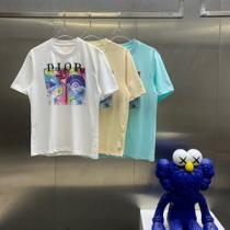 肌触りも滑らかで柔らかい生地のフォトTシャツ Dior 半袖Tシャツ ディオール...