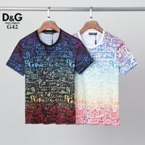 アート感溢れる ドルチェ ロゴ Ｔシャツ 偽物 コーディネートの定番アイテムにな...