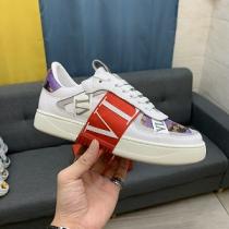 最新人気色VALENTINO コレクション 2026春夏  ヴァレンティノ 激安メンズスニーカーエレガントなシューズ