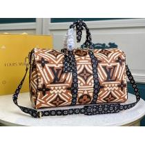 収納性抜群ボストンバッグM45473芸能人愛用LOUIS VUITTON   Keepall BANDOULIÈRE 45 ルイヴィトンモノグラムコピー