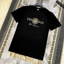 新商品登場ヴェルサーチ ｔシャツ激安スーパーコピーVERSACE2026春夏に必要なエレガントな人気アイテム