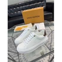 激安品質保証ハイブランド LOUIS VUITTON 新作 2026春夏 軽快な 大人気 ルイヴィトン スニーカー コピー