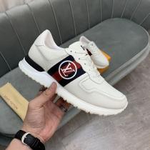 人気激安通販LOUIS VUITTON ヴィトン  偽物スニーカーフィット性や快...