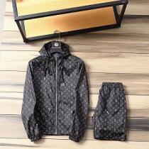 最新上下着ルイヴィトン偽物日焼け止めセットLOUIS VUITTON 2026人...