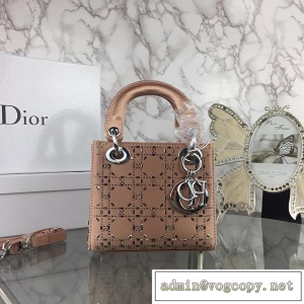 大人気LADY DIOR ミニバッグディオール激安2026エレガントな上質トレンドランキングブランドスーパーコピー通販