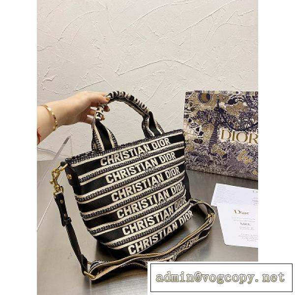 21ssDIOR Obliqueディオールコピートートバッグ芸能人愛用高品質ブランド激安通販ショルダー付きオシャレなアイテム