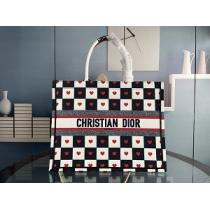 限定商品CHRISTIAN DIOR BOOK TOTE スモールバッグショッピング高品質ディオールコピー激安通販M1296ZRLA_M884