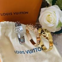 人気色ルイヴィトンブレスレットコピーブランド LOUIS VUITTON Monogramバングル新作2026トレンド上質なアクセサリー