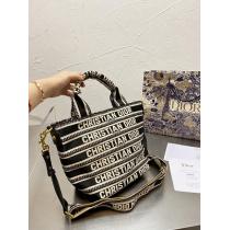 21ssDIOR Obliqueディオールコピートートバッグ芸能人愛用高品質ブランド激安通販ショルダー付きオシャレなアイテム