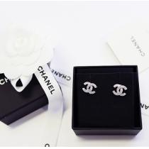 ★激安レア商品★高級ブランドスーパーコピーピアス CC マーク A88429 A95896人気ランキング芸能人愛用アクセサリー