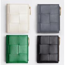 BOTTEGA VENETAコピー芸能人愛用2026流行りBI-FOLD Leather 2つ折り財布人気ランキング高級ブランド Wallet