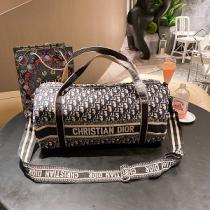 数量限定上質なDior Oblique ディオール偽物レディーストートバッグコーデエレガントなデザイン2026流行り美品