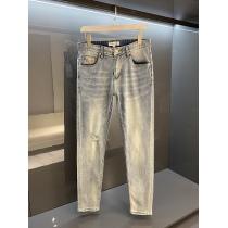 【新品】Diorスーパーコピーディオールメンズおしゃれなデニムコーデ2026流行り季節問わず使いやすい上品