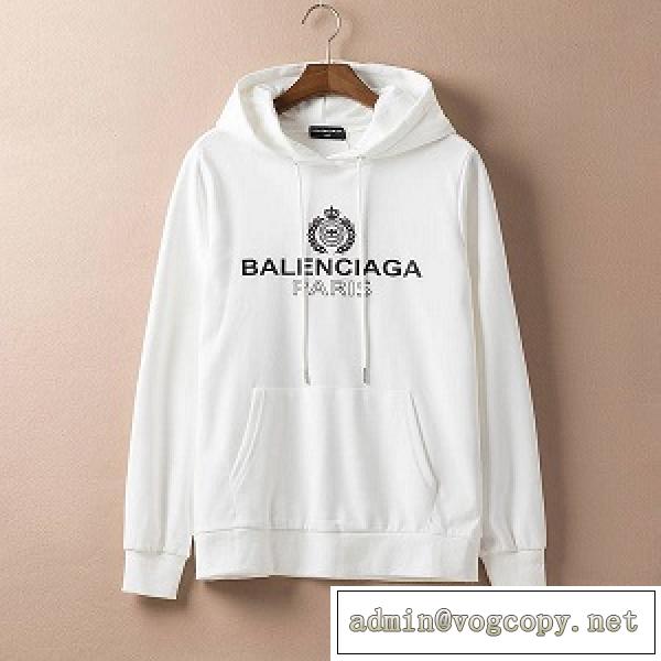 大人気新作☆バレンシアガ偽物パーカーBALENCIAGA秋冬流行り2026トレーナー帽子付き防寒性抜群優秀な品質