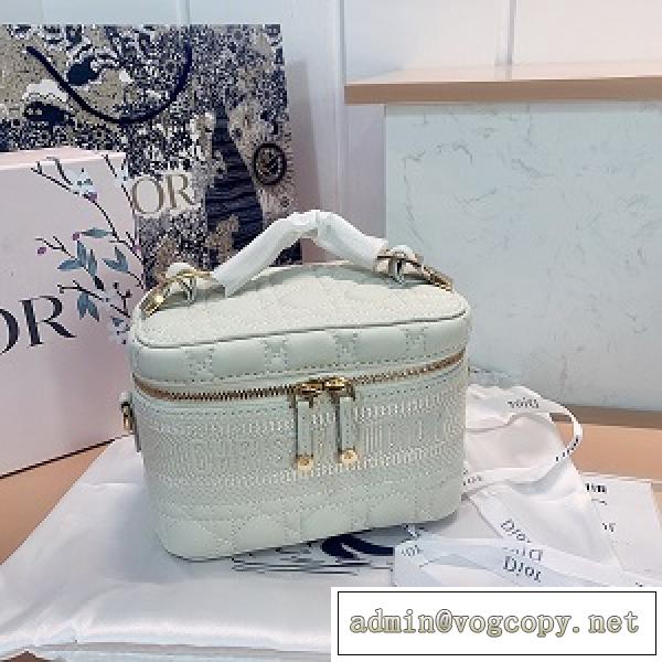 最高品質★DIOR化粧品バッグ偽物ディオール希少新作2026トレンド人気お買い得爆買い可愛いバッグ