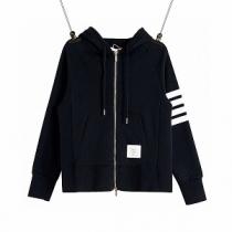 一番人気♪Thom Browne★お洒落なジップアップコート2026秋冬トレンド...