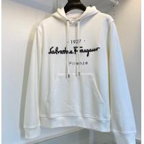 数量限定商品♪ FERRAGAMOパーカー新作フェラガモ偽物2026流行り防寒性抜群スタイリッシュ秋冬着物3色