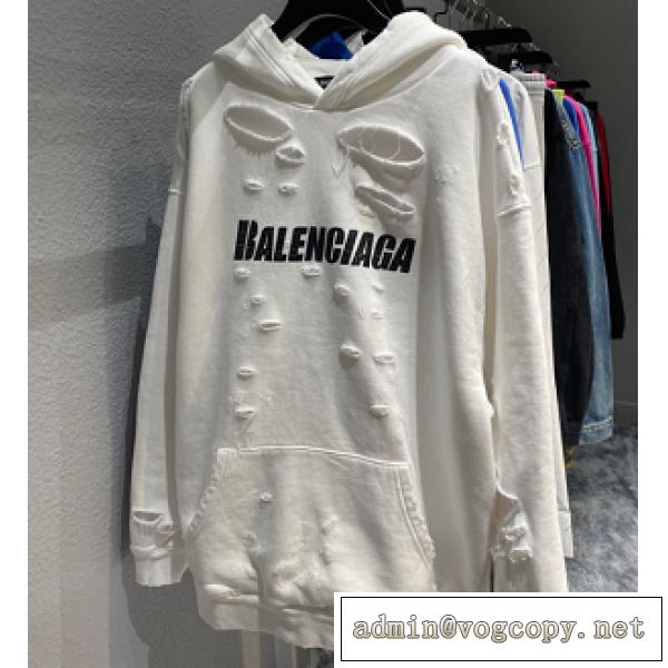 激安☆BALENCIAGAコピー☆バレンシアガトレーナー人気エレガントな2026秋冬着こなしストリートスタイル