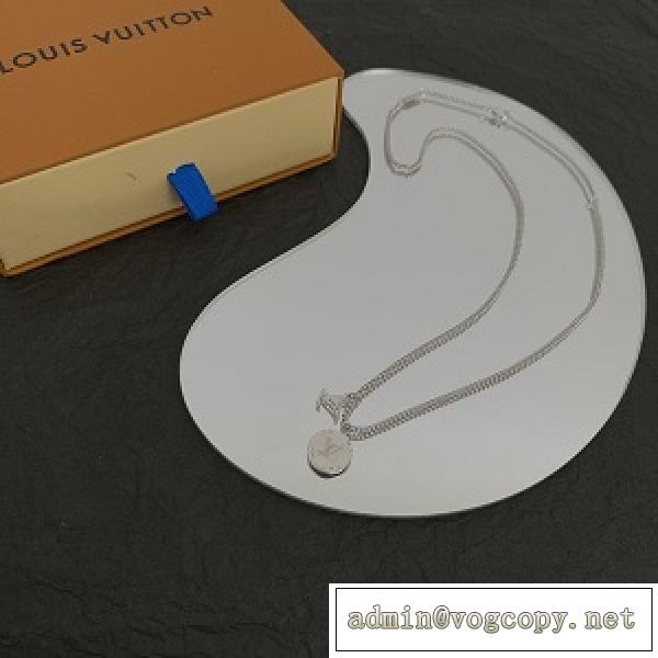 ♡人気色♡LOUIS VUITTON Monogramネックレス新作☆ルイヴィトンスーパーコピーおしゃれなコーデ