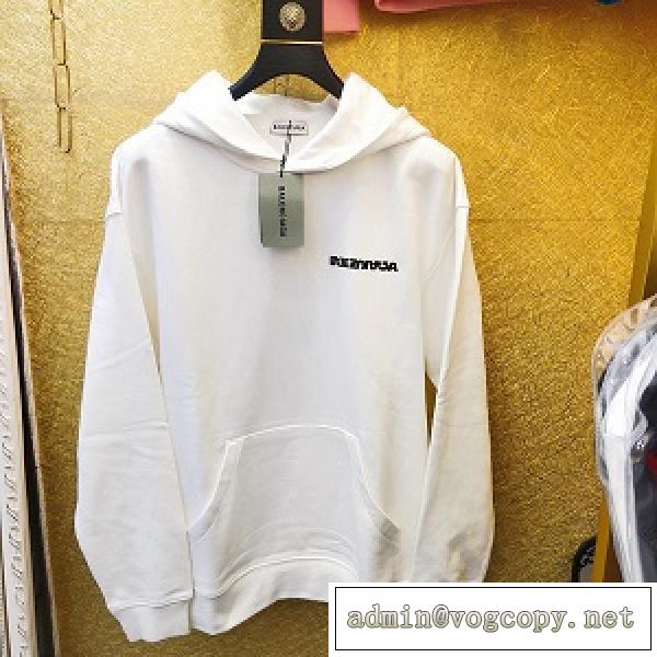 好評品♪バレンシアガ偽物パーカー新作スタイリッシュなブランド BALENCIAGAファッション品