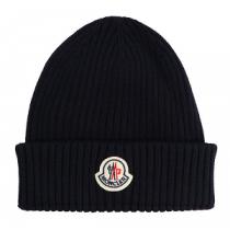 激安通販【MONCLER】ロゴ入りモンクレールコピーニット帽子コーデ2026秋冬流行り防寒性OK お洒落な新作