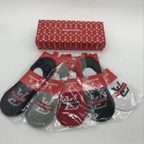 ５点人気ランキング★SUPREME X LOUIS VUITTON靴下激安シュプリームコピー定番商品