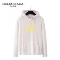 人気☆BALENCIAGA新作登場☆お買い得スタイリッシュなバレンシアガパーカー...
