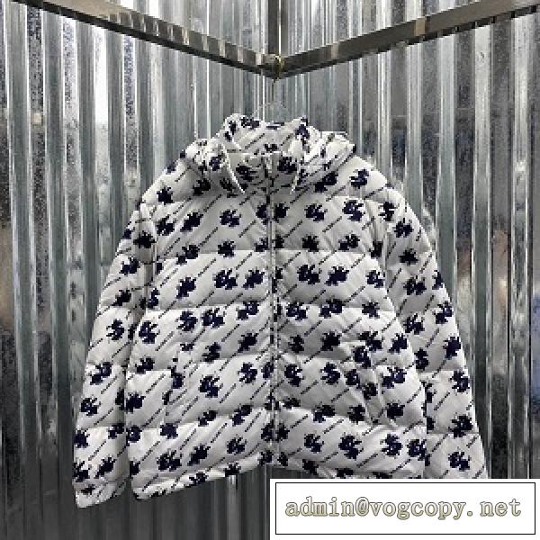 【累積売上総額第１位】BALENCIAGA偽物バレンシアガダウンジャケット新作2026人気商品