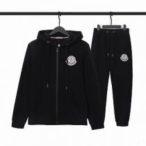 新色♪☆2026/22秋冬モンクレールセットアップコピーMONCLER メンズファッションカジュアル部屋着