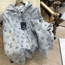Louis Vuitton 大人気♡ルイヴィトンパーカー新作偽物♡2026男女兼用おしゃれなコーデ