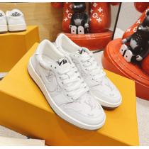 LOUIS VUITTONx Nike コラボスニーカーホワイトルイヴィトンスーパーコピー激安2026上品