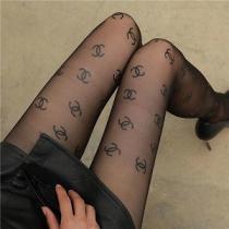 お洒落人気ブランドストッキングスーパーコピーPantyhose秋冬流行りファッションコーデ