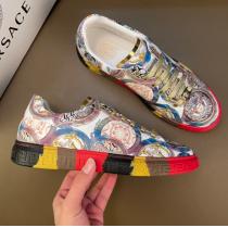 2026大人気★★VERSACE 新作お洒落なヴェルサーチスニーカーコピーファッション履き心地抜群