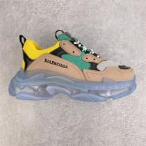 Balenciaga Triple S スニーカー新作2026年流行り☆バレンシアガ靴コピーエレガントなユニセックス上品