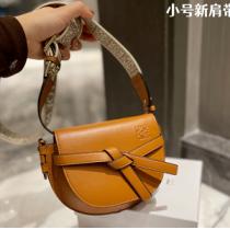LOEWEコピー新作 Mini Gate Dual Bag ★2026注目累積売上総額第１位高級ブランドアイテム