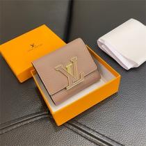 ヴィトンコピー財布♡2026完売必至の注目アイテム♡LOUIS VUITTON可愛い人気色ピンク♡ブラック